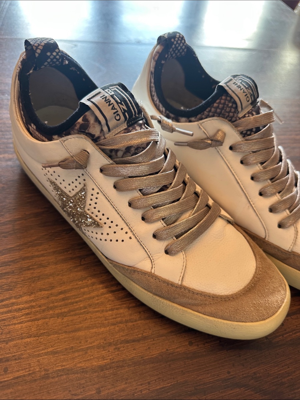 Gianni Bini White & Tan Leather Sneaker with Glitter Star